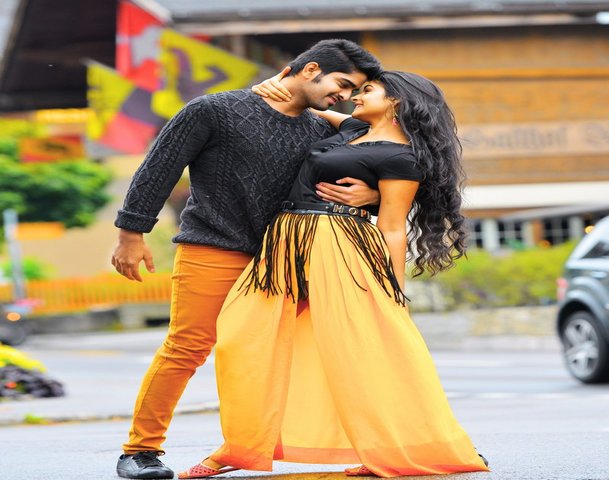 Abbayitho Ammayi Movie Working Stills | Posters | Wallpapers