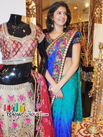 Deeksha Seth at Mandir Saree House Launch