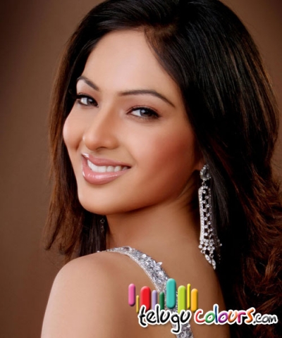 Nikesha Patel