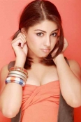 Richa Gangopadhyay sexy pics