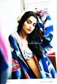 Sonam Kapoor Sexy Pics