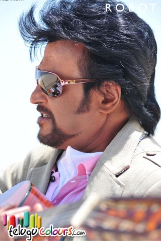 Rajinikanth-Aishwarya Rai Robot Wallpapers